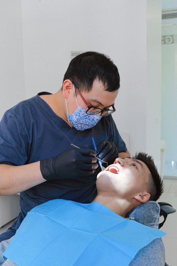 Dentiste Genève : une clinique pour sublimer votre sourire